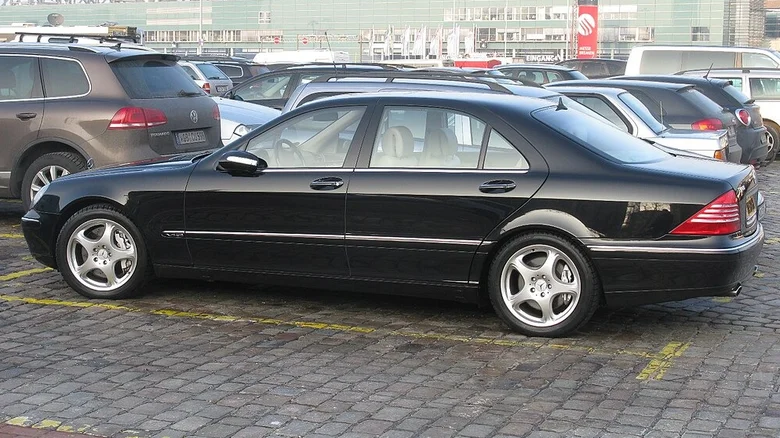 Mercedes-Benz S600