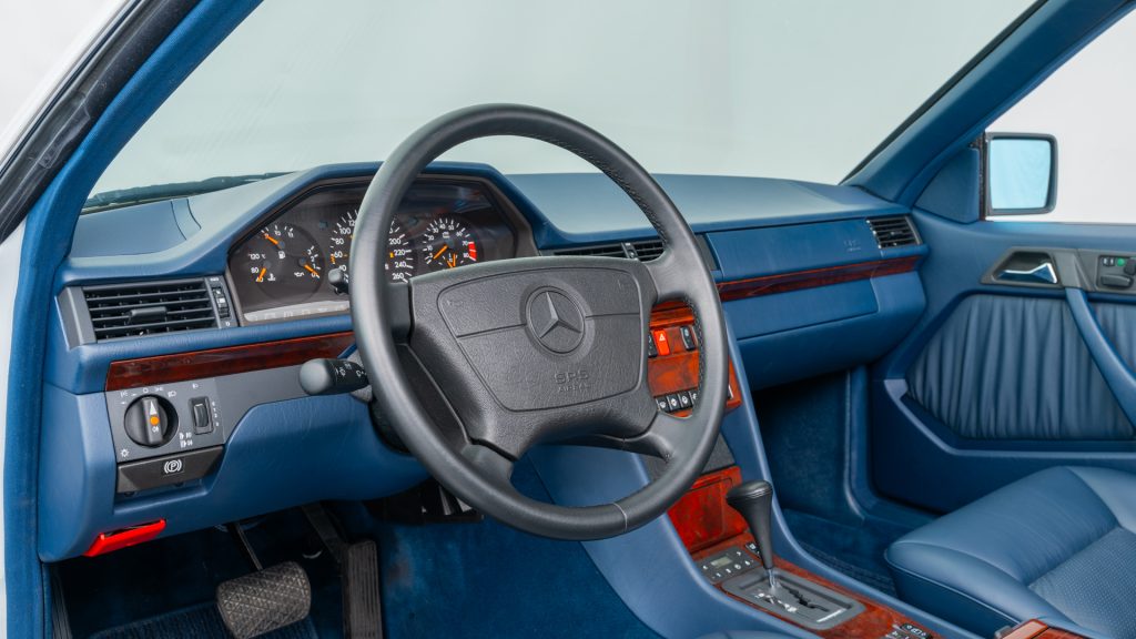 Mercedes-Benz W124 300 Lotec Turbo