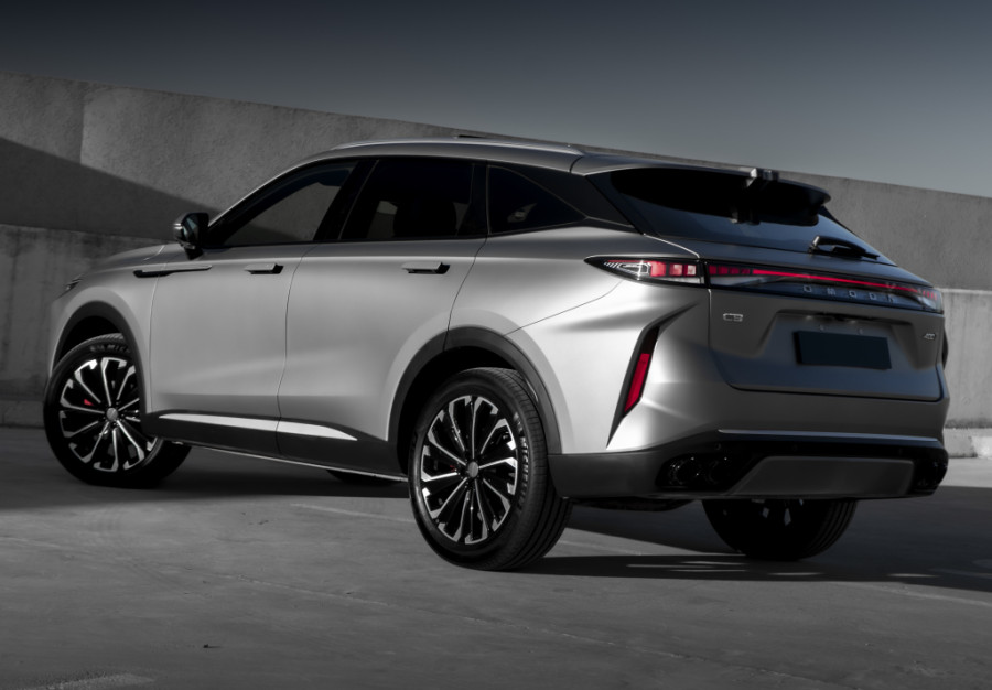 Omoda C9
