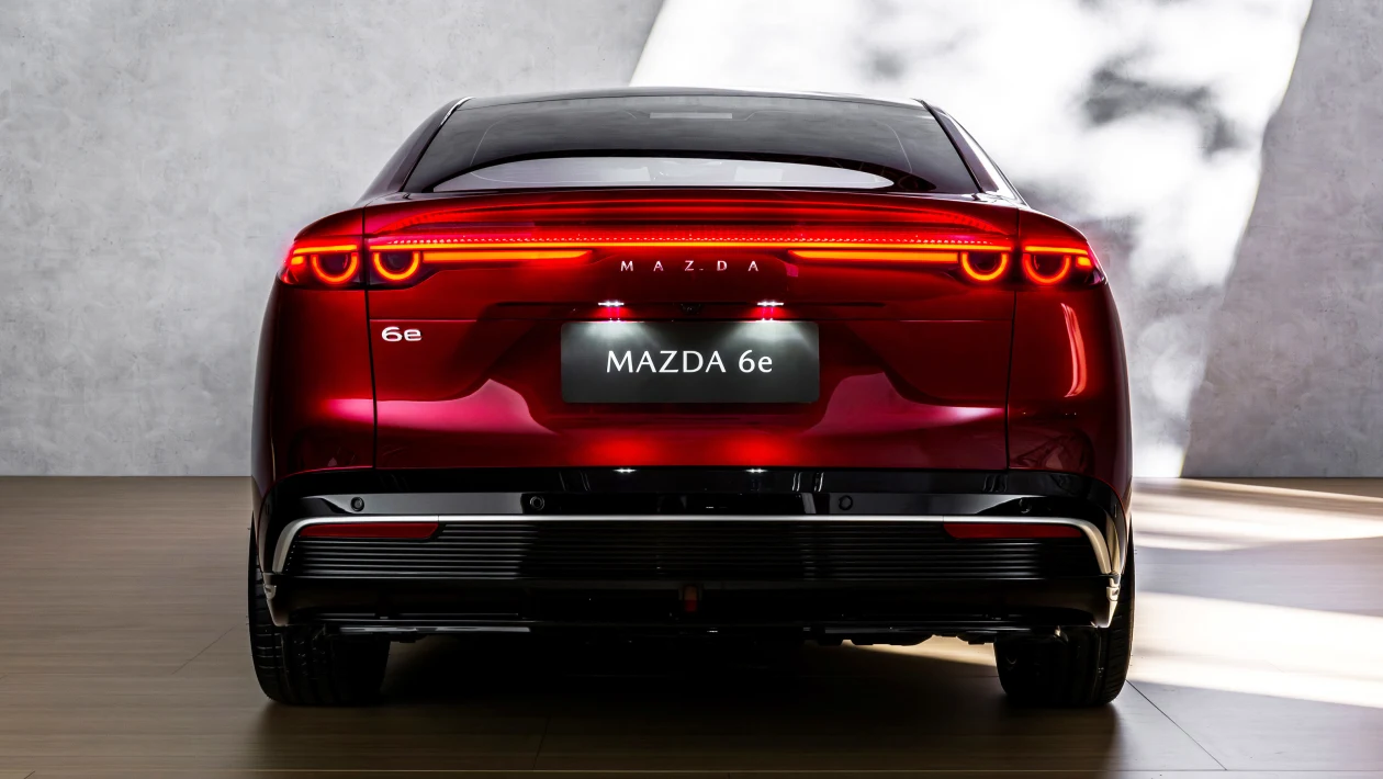 Mazda 6e