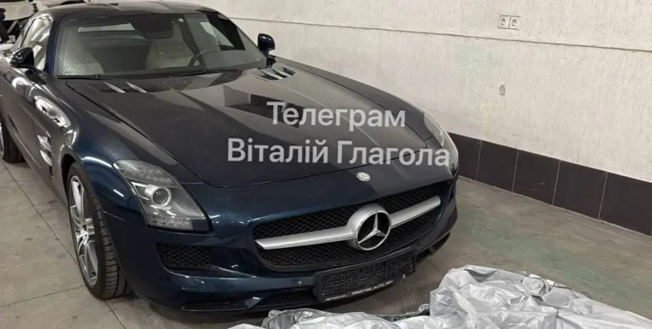 Mercedes SLS AMG
