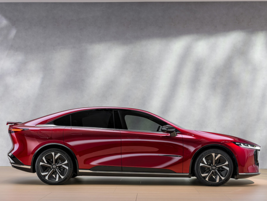Mazda 6e