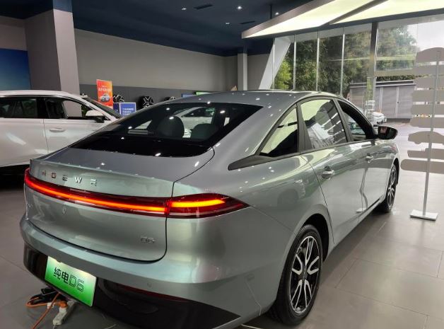 Roewe D6