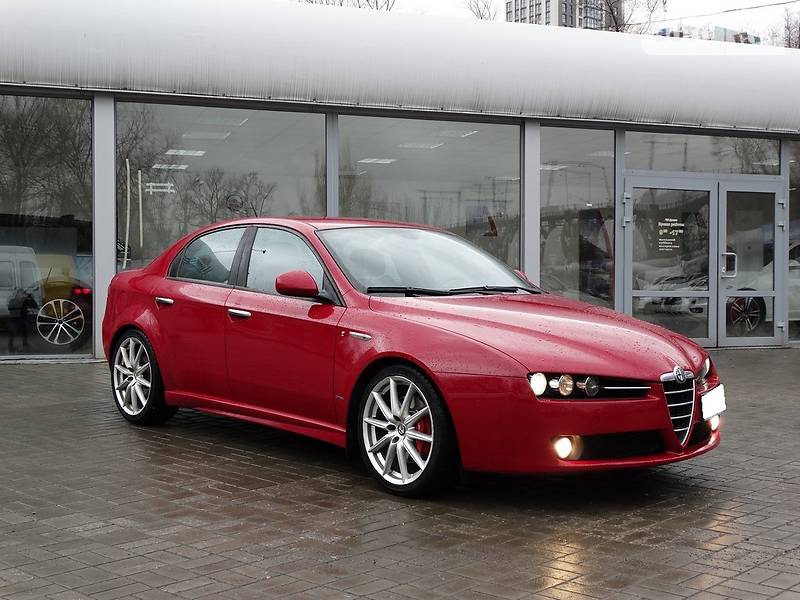 Седан Alfa Romeo 159 