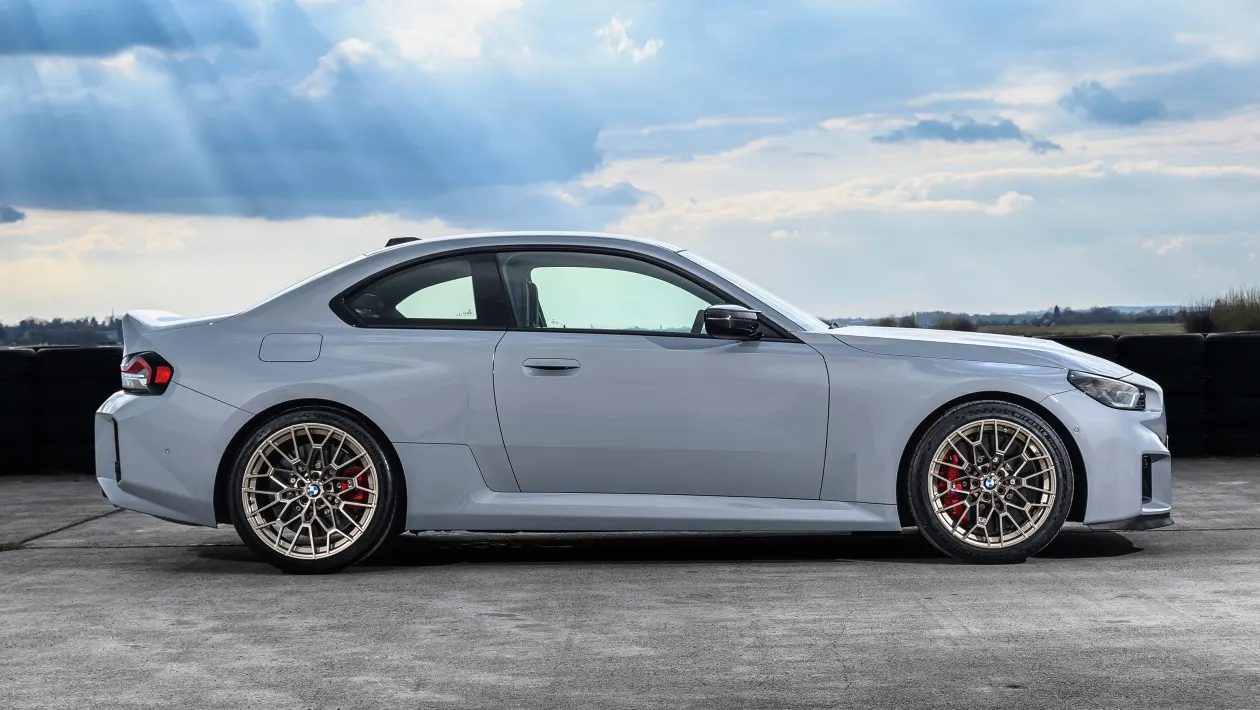 BMW M2 CS