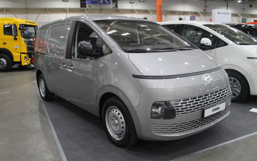 Hyundai Staria 2.2 CRDi 3-Cargo