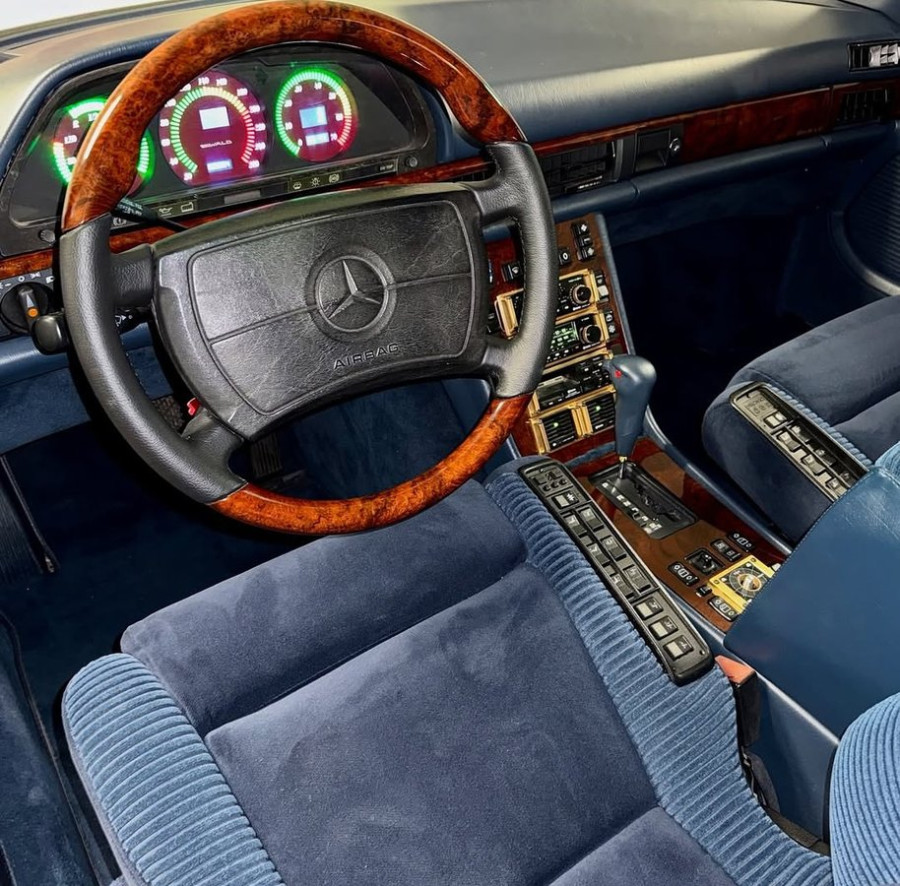 Mercedes-Benz 1000 SEL