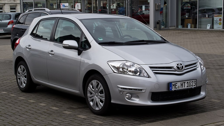 Toyota Auris 2012