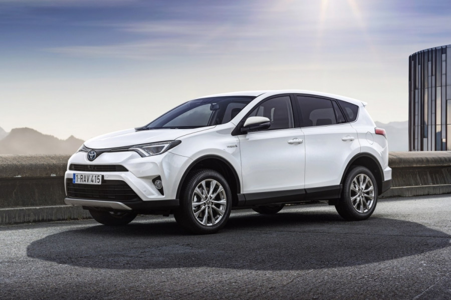 Toyota RAV4 Hybrid (2017)