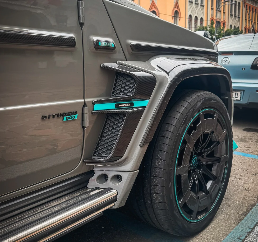 Brabus 900 Rocket