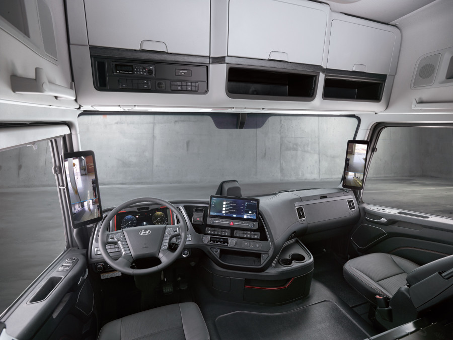 Hyundai XCIENT