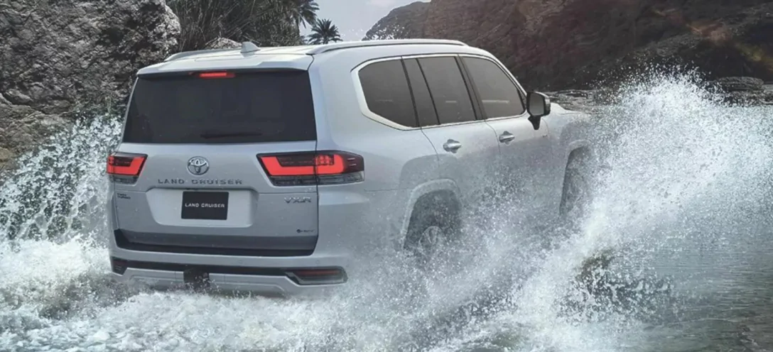 Toyota Land Cruiser 300