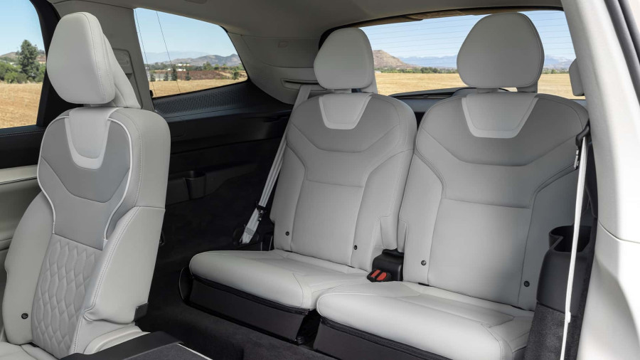 Volvo EX90