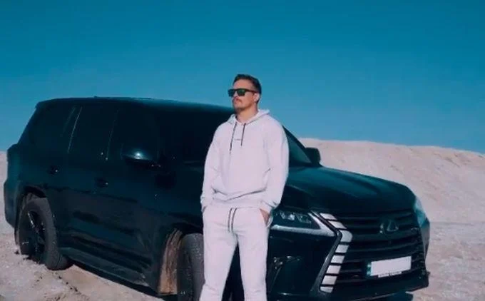 Lexus LX
