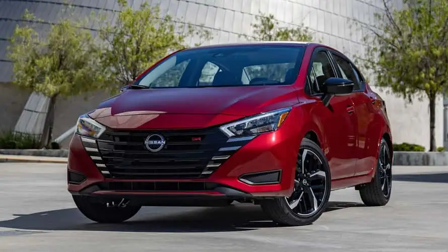 Nissan Versa 2025