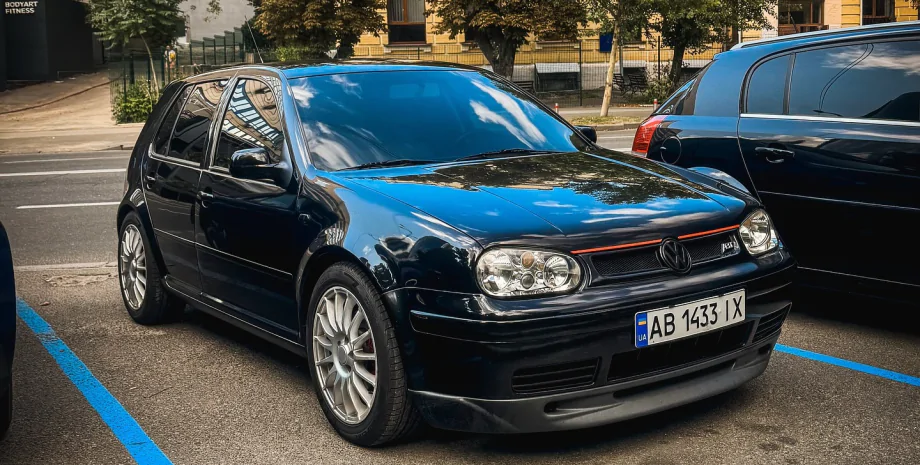 Volkswagen Golf GTI
