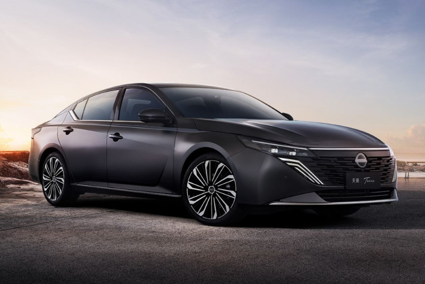 Nissan Teana