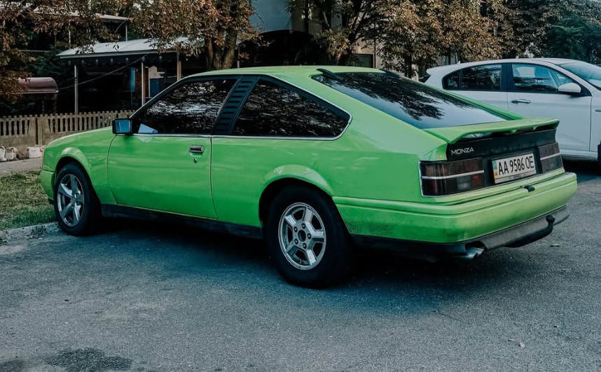 Opel Monza