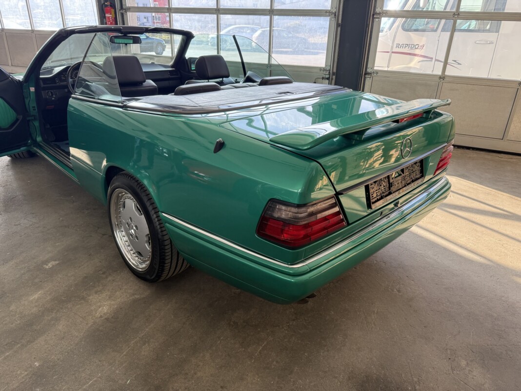 Mercedes-Benz E320 Cabriolet