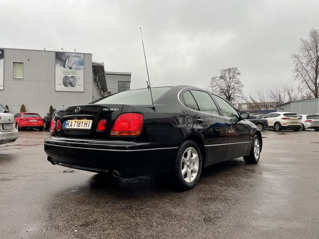 Lexus GS300 2004