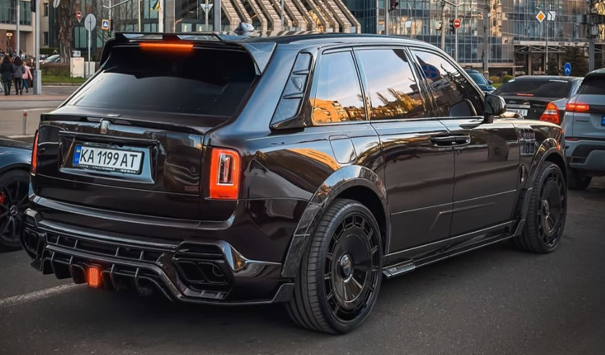 Rolls-Royce Cullinan від Mansory