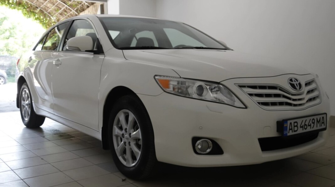 Toyota Camry XV40 2011