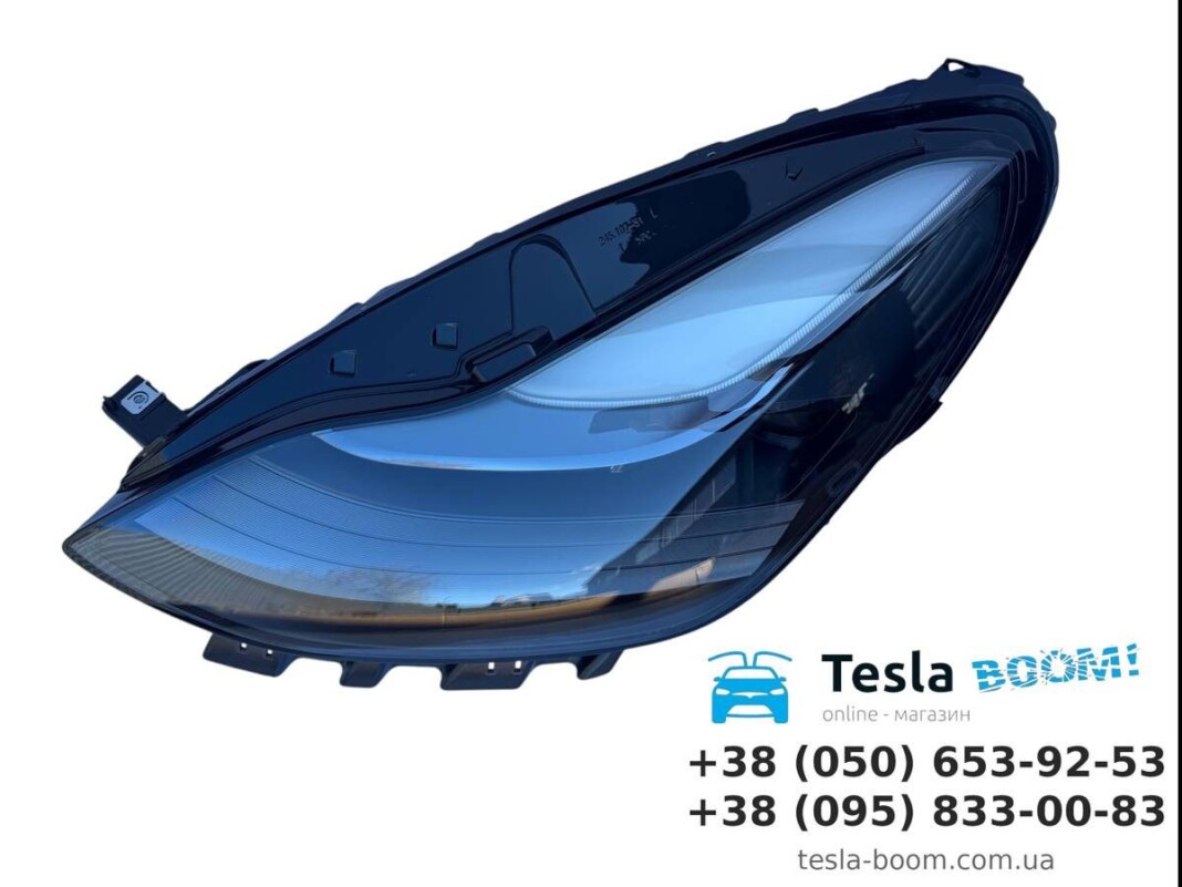 Фара головна Model 3