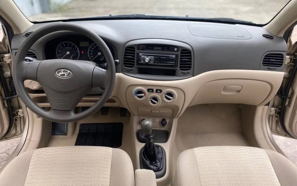 Hyundai Accent
