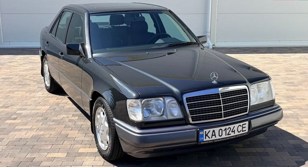 Mercedes-Benz E-Class W124