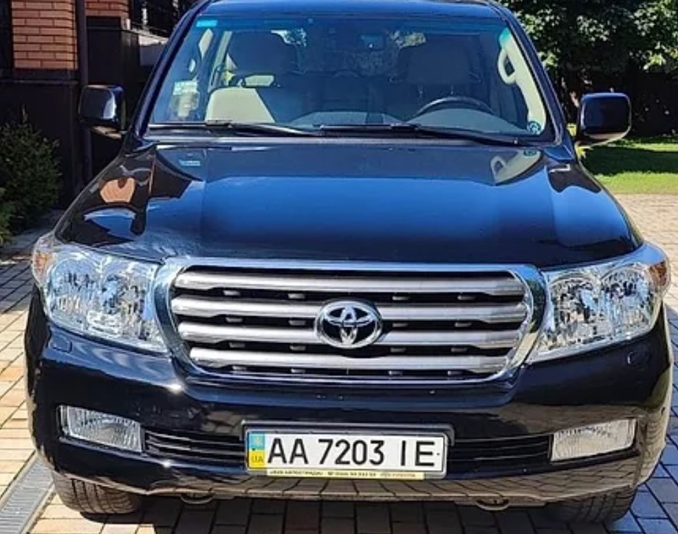 Toyota Land Cruiser 200