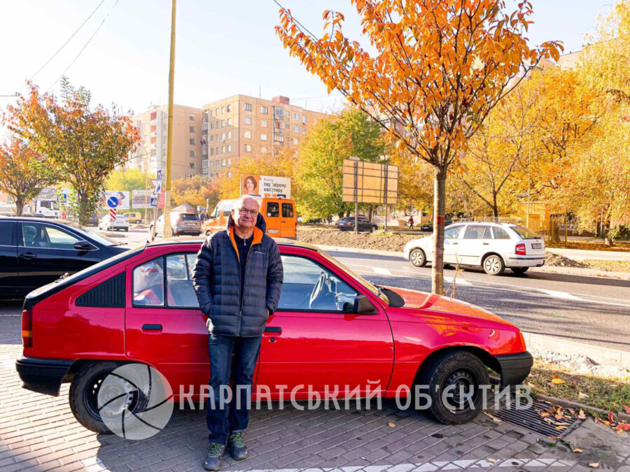Украинец своими руками сделал электромобиль на базе старого Opel Kadett  3